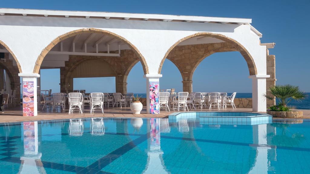 Pyrgos Beach Hotel Apartments Malia Exterior foto