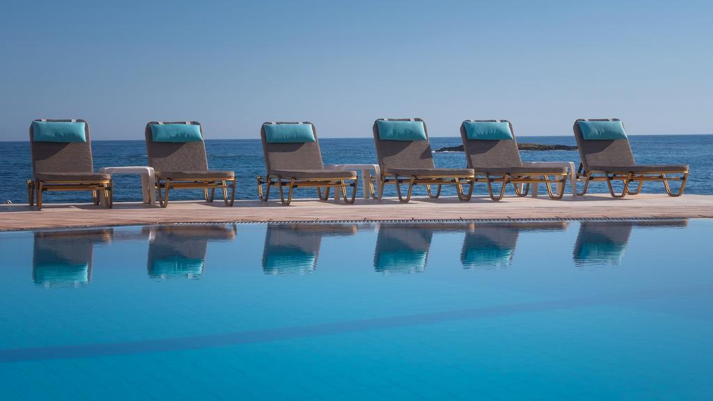 Pyrgos Beach Hotel Apartments Malia Exterior foto