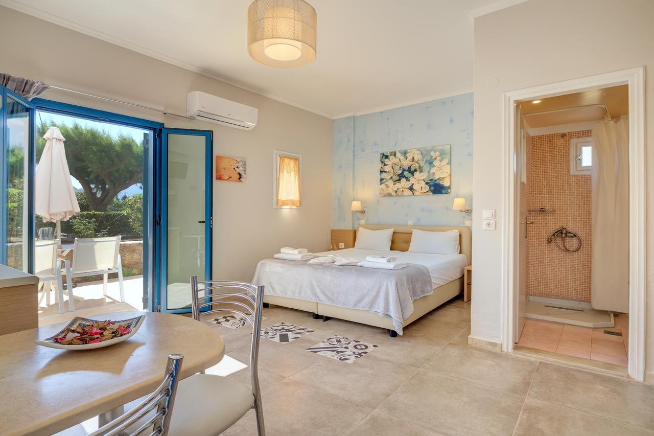 Pyrgos Beach Hotel Apartments Malia Exterior foto