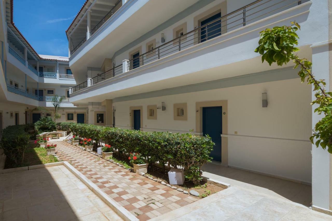 Pyrgos Beach Hotel Apartments Malia Exterior foto