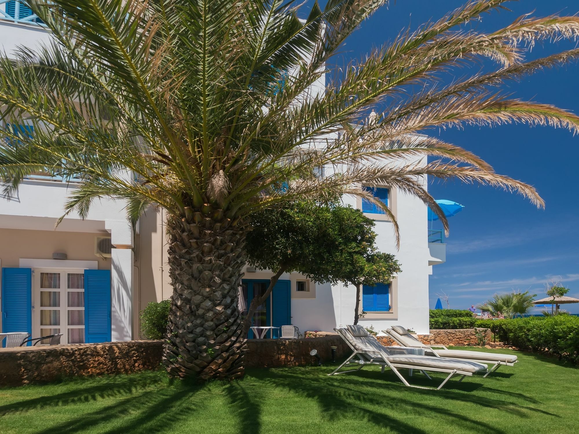 Pyrgos Beach Hotel Apartments Malia Exterior foto